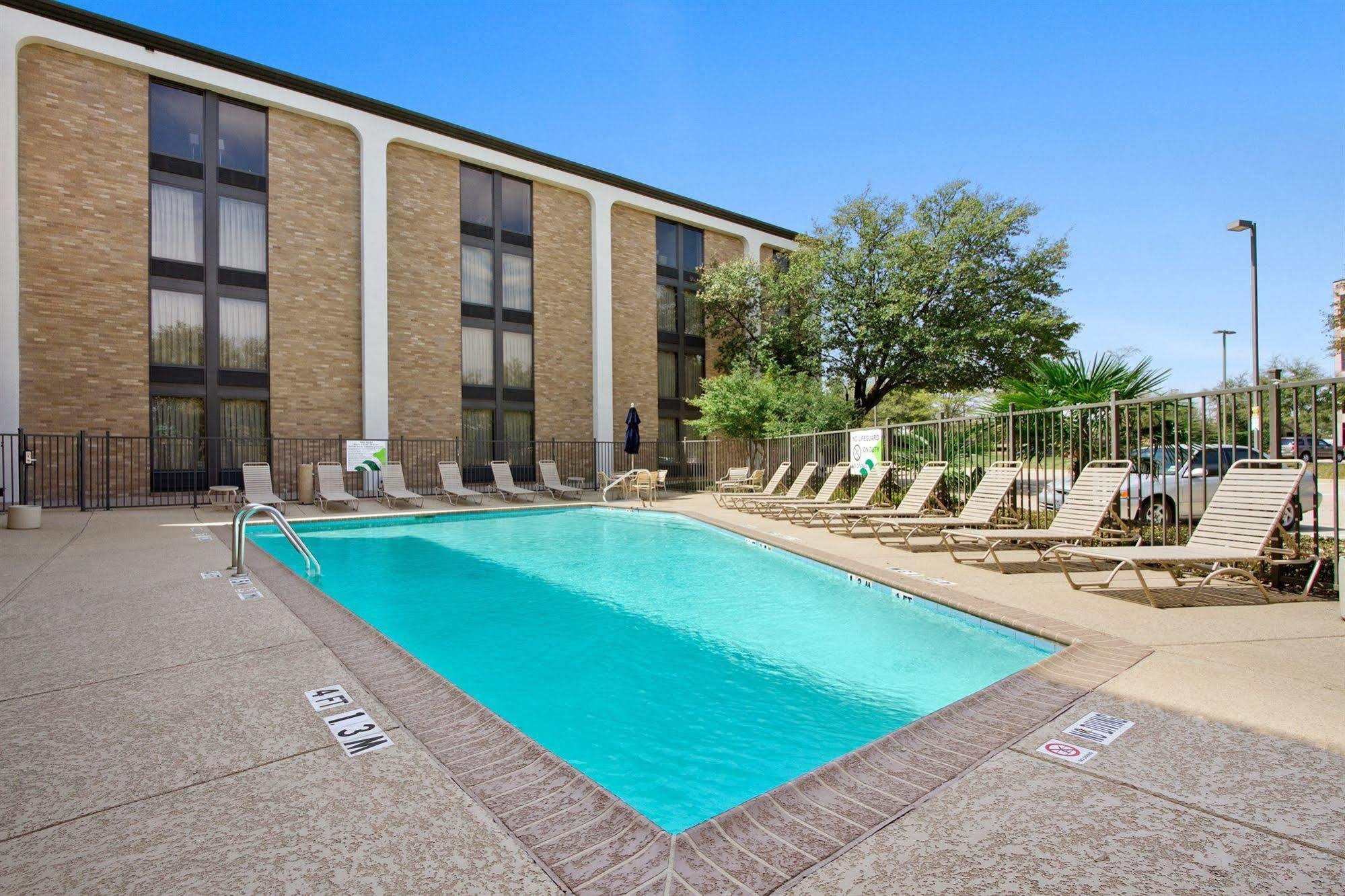 Spark By Hilton Richardson Dallas Bagian luar foto